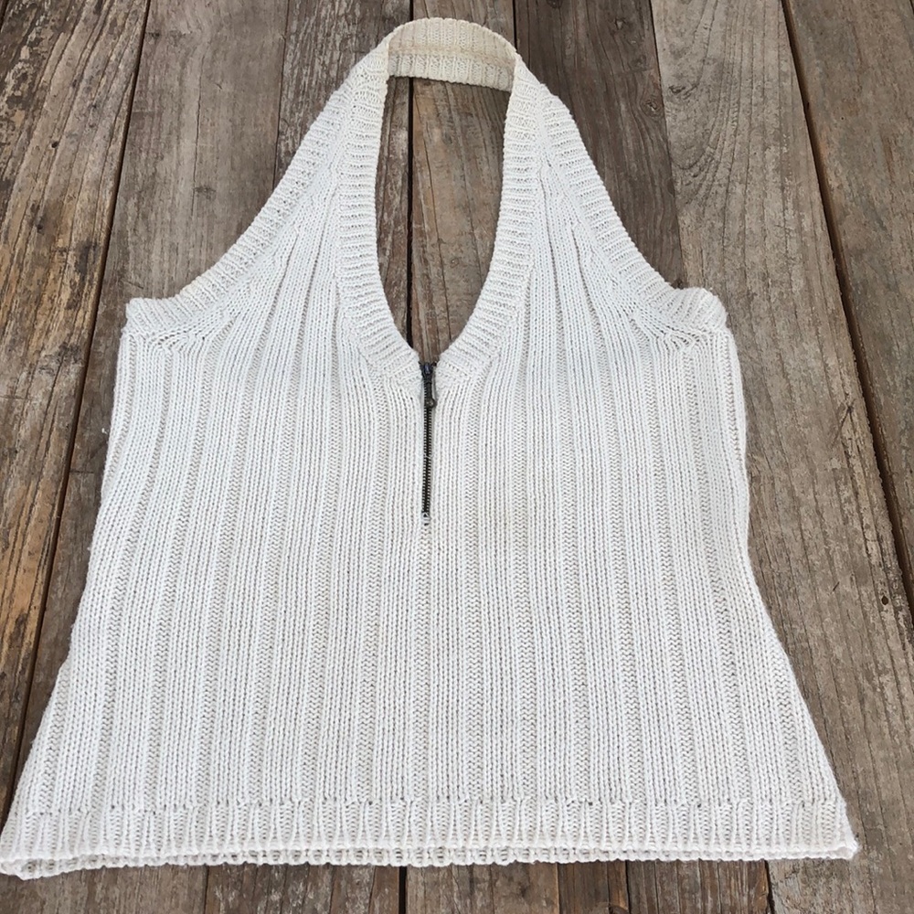 Ribbed halter top